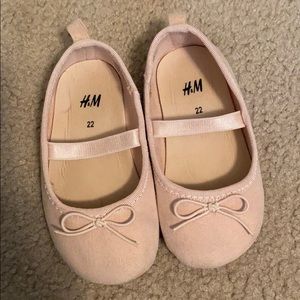 Toddler girl pink H&M flats